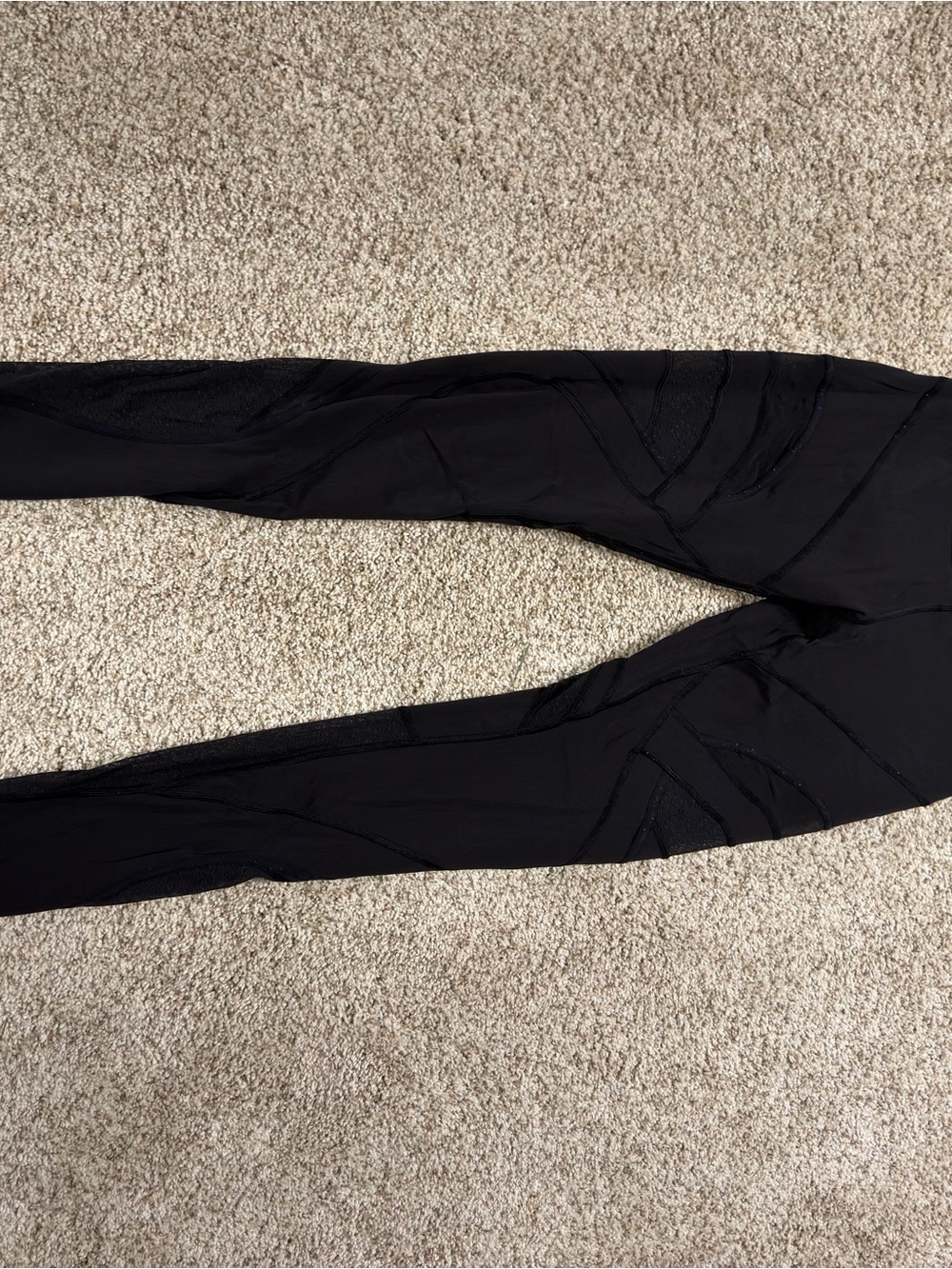 Black Athletic lululemon Leggings with Mesh Detail